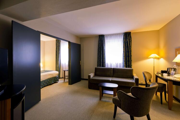 Best Western Crequi Lyon Part Dieu Over view