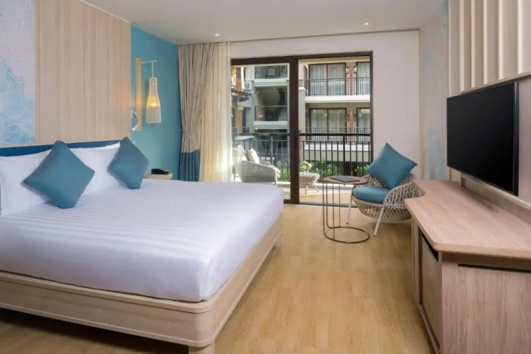 Deluxe Beach Wing Double room Pool View
