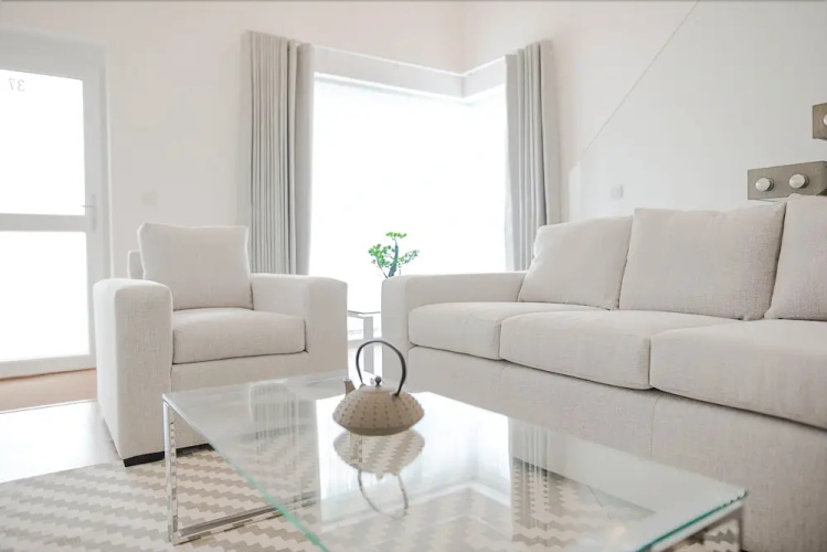 Rayleigh Lodge 2-Bedroom House