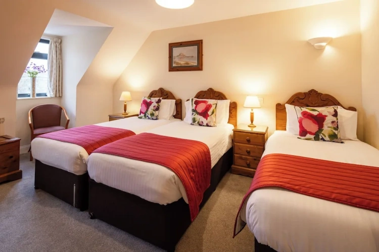 1 Bedroom Standard Duplex room