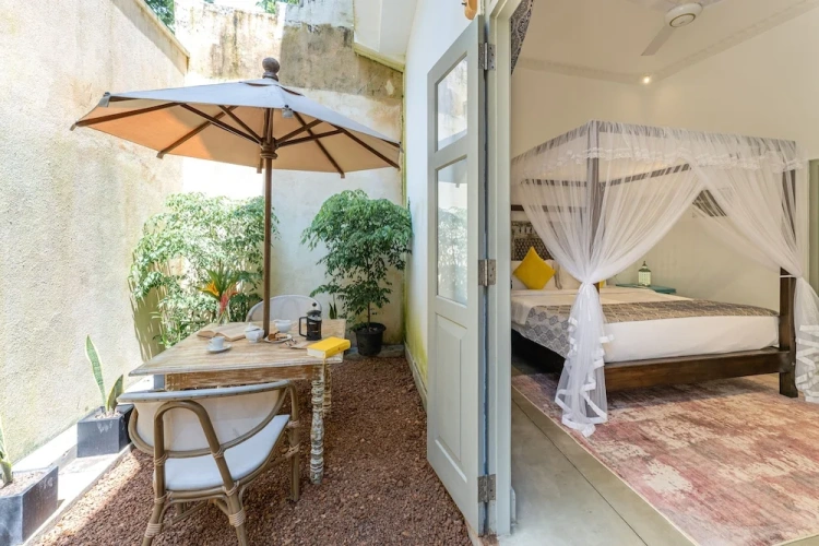 Classic Double room with courtyard view