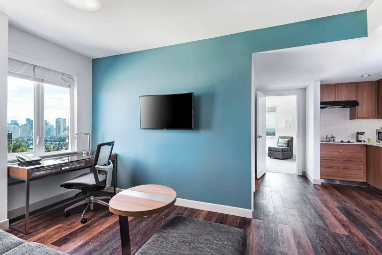 Element by Westin Calgary Airport