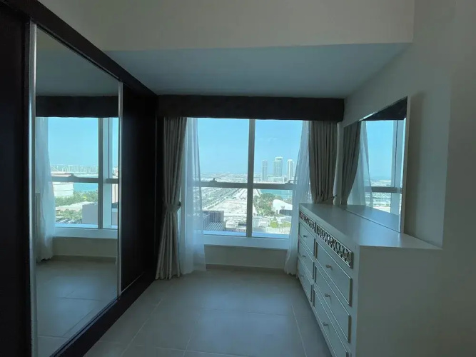 Marina Marvel Room Elite Residences