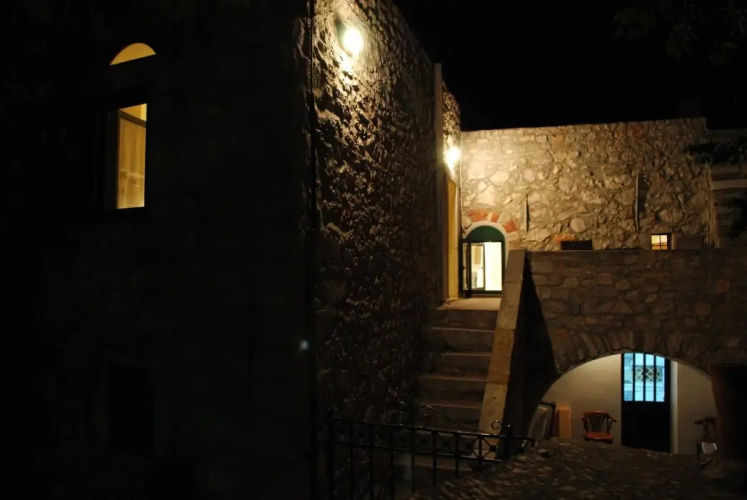 Spitakia Cottages