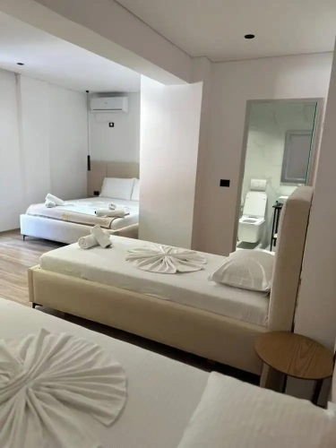 Standard Quadruple room with balcony and with mountain view
