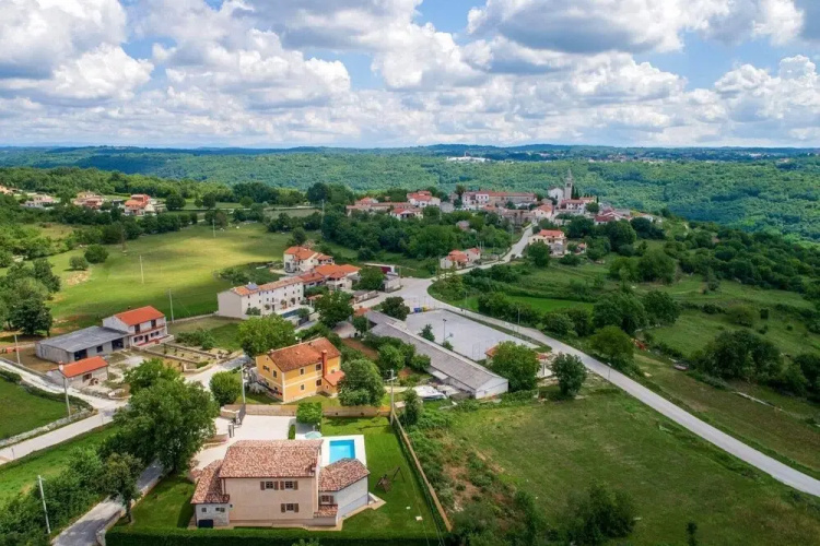 Villa Vernier - 3 Br Villa