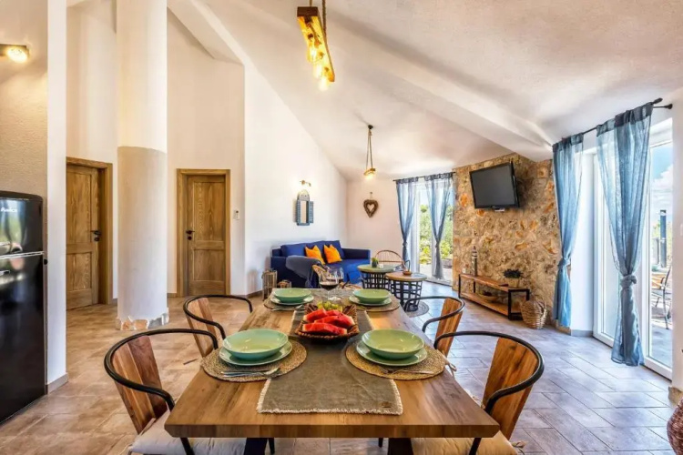 Beautiful villa Big Hobbit 1