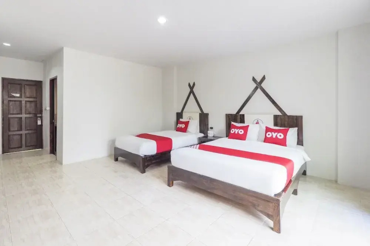 Saensukkho Hotel Resort