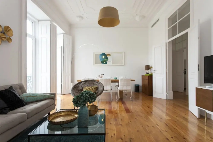 Rato Luxurious by Homing