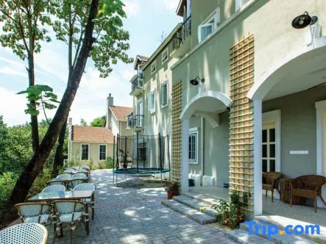 Victoria Mansion