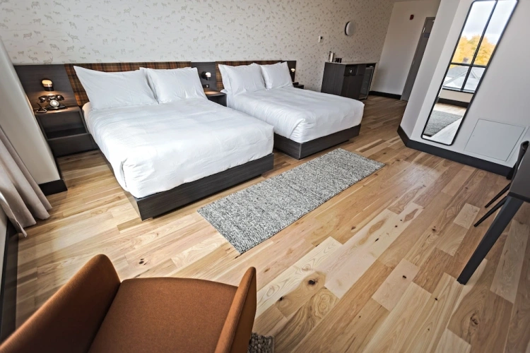 Quadruple Suite