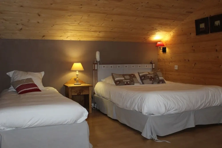 Standard Quadruple room with balcony