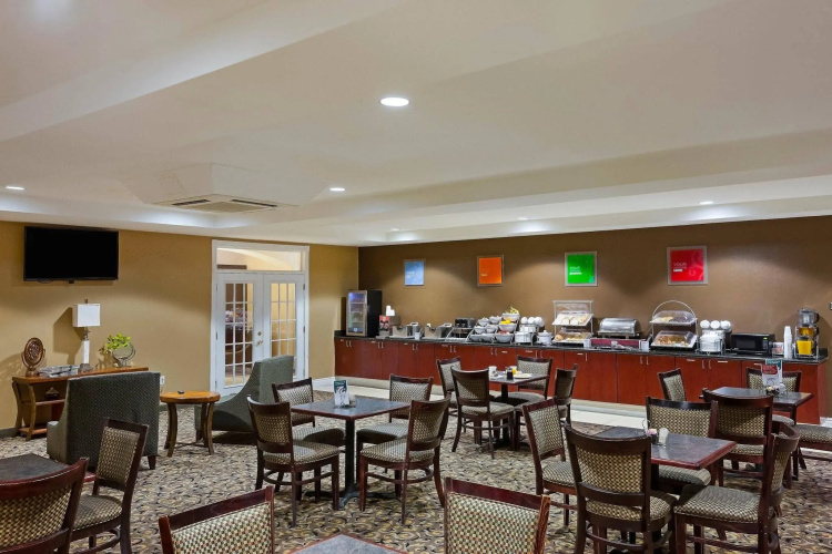 Comfort Suites University Abilene photo 30