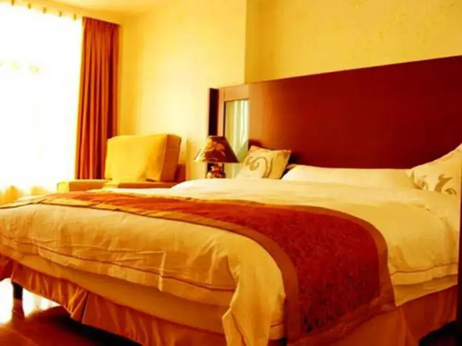 Purui Duomu Holiday Hotel - Lijiang