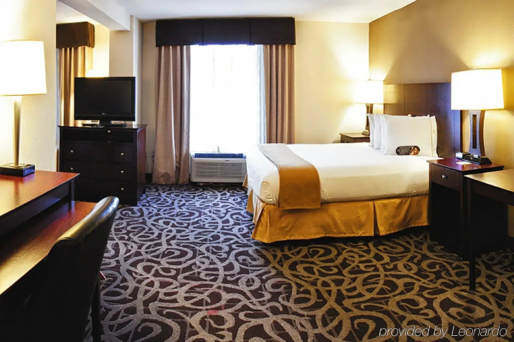 Garner Hotel Murfreesboro West by IHG