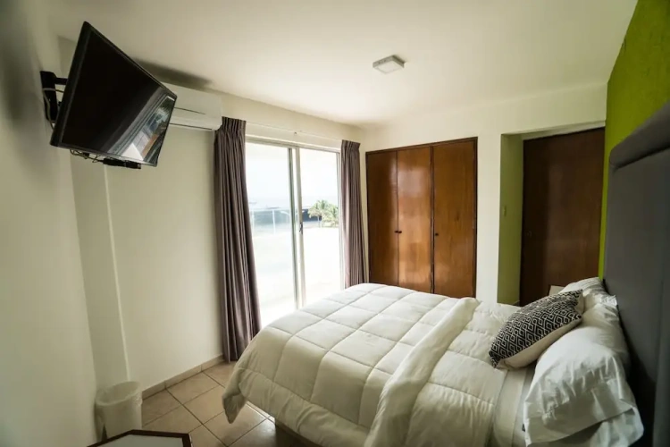 Standard Double Suite
