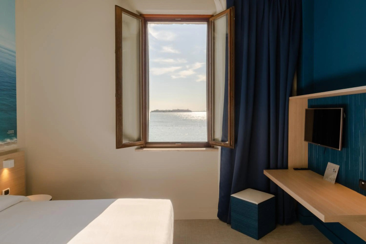 Hotel Acropole