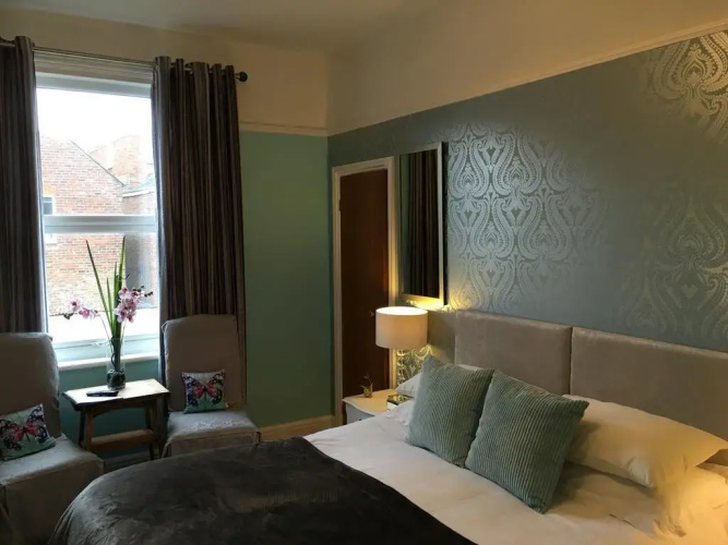 All Seasons B&b