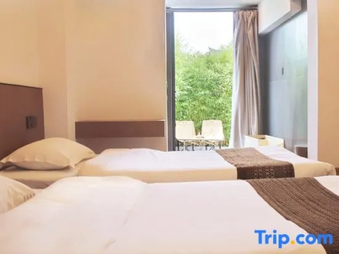 Economy Twin room