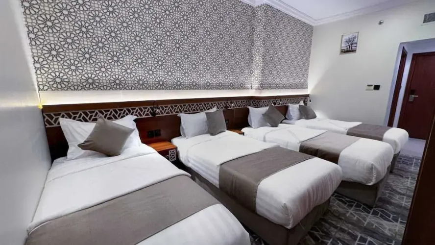 Golden Baron Hotel
