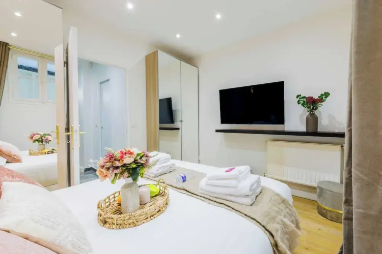Authentic Apartment - 1br/4p - Grands Boulevards