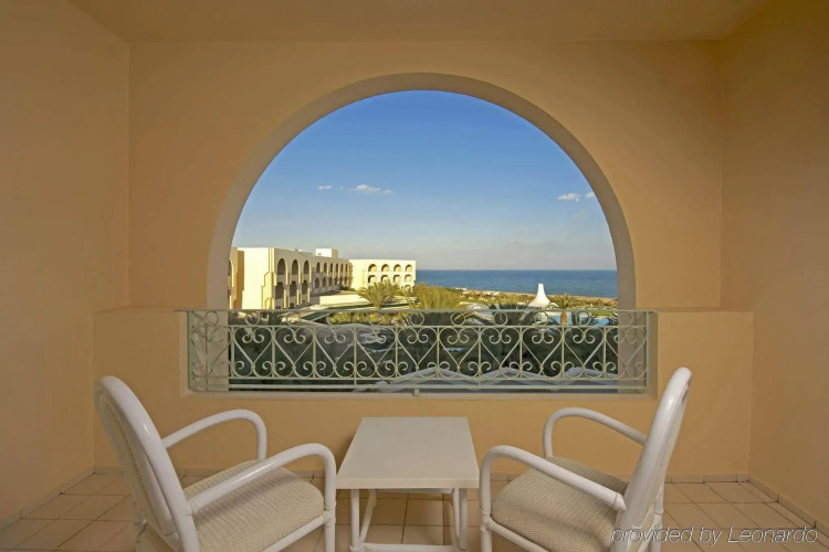 Iberostar Waves Averroes