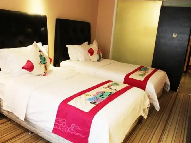 Minshan Ane Grand Hotel