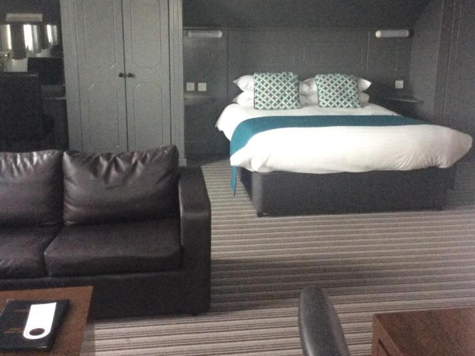 1 Bedroom Suite