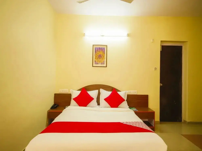 Hotel Blue Valley by OYO Rooms