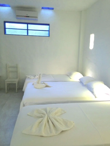 1 Bedroom Standard Family room with mountain view