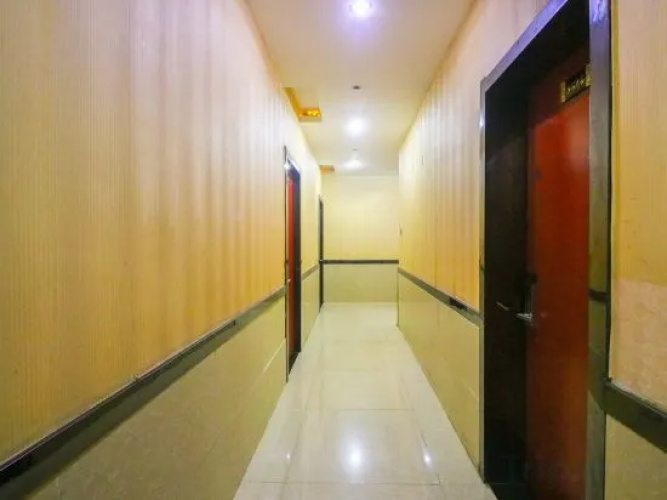 9818 Express Hotel