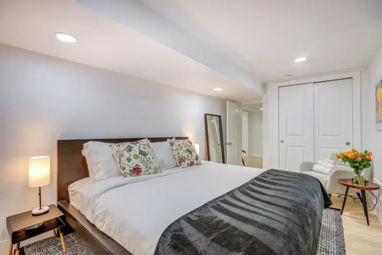 Wash Park Access: Denver Apt w/ Outdoor Dining!