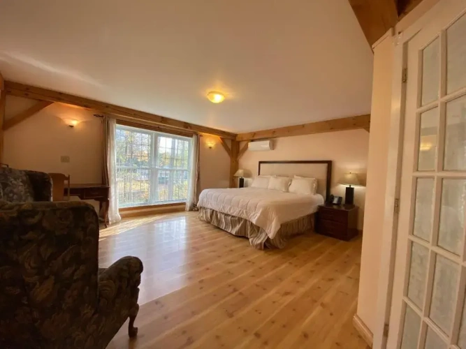 2 Bedrooms Suite