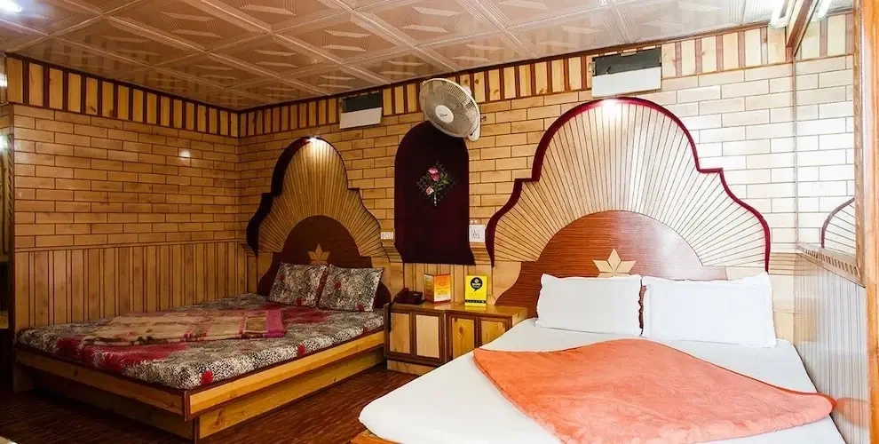 Quadruple Family Suite