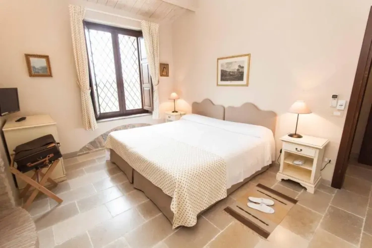 Standard Double room with view