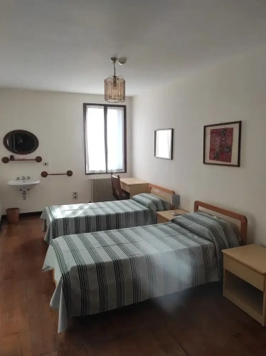 Economy Twin room