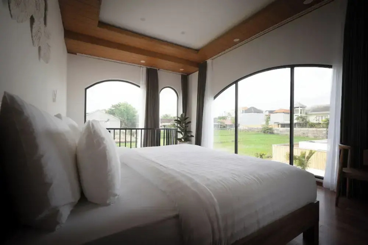 1BR Private Pool Villa Rice Field View