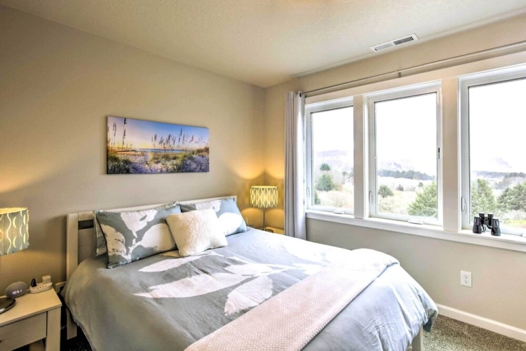 3 Bedrooms Apartment