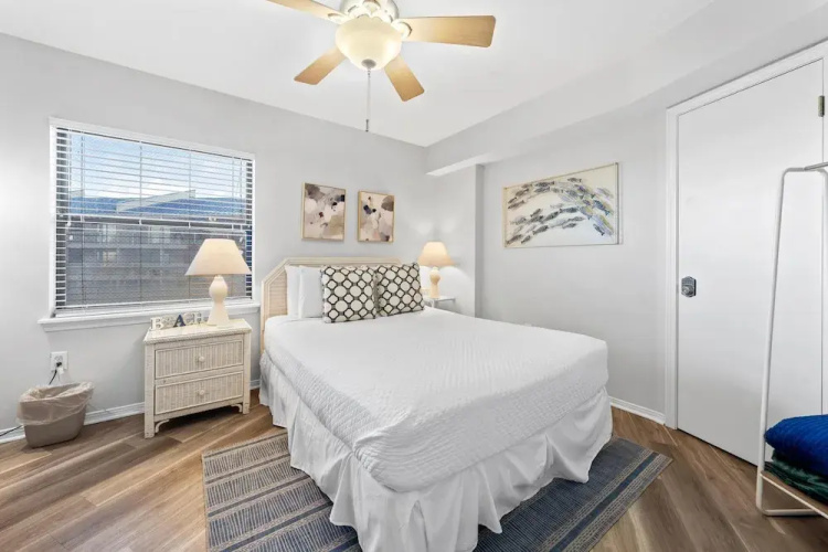 Seaside Beach & Racquet 5214