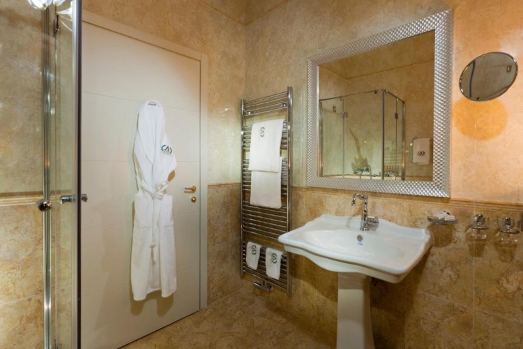 Standard Single room with view