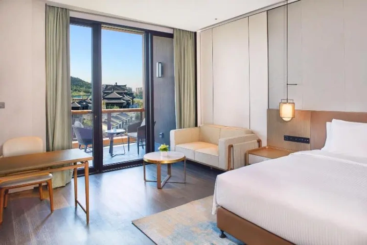 Deluxe Double room with view