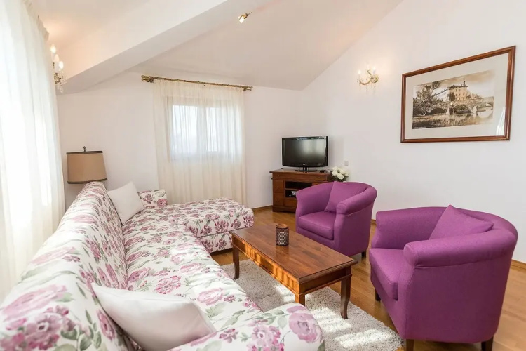 Apartments Villa Castello