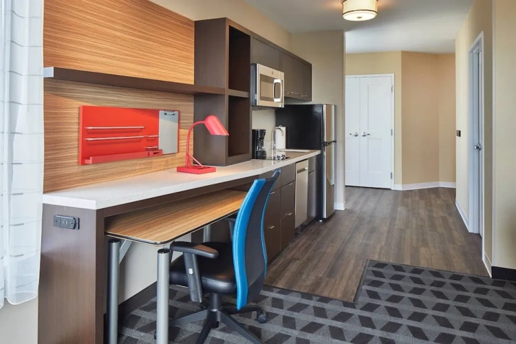 1 Bedroom Suite