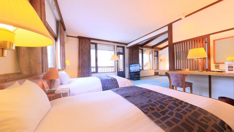 Double Suite