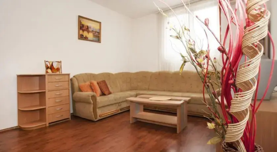 Plant Apartment