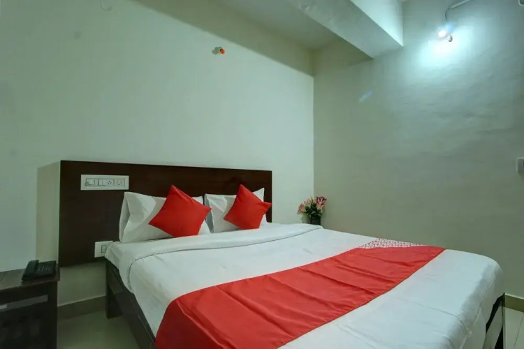 Soans Comforts By OYO Rooms