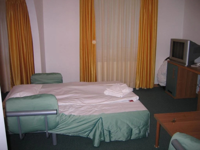 Hotel "Luch"