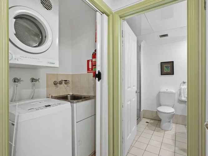 1 Bedroom Apartment with view
