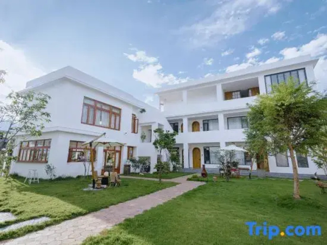 Siddhi Inn