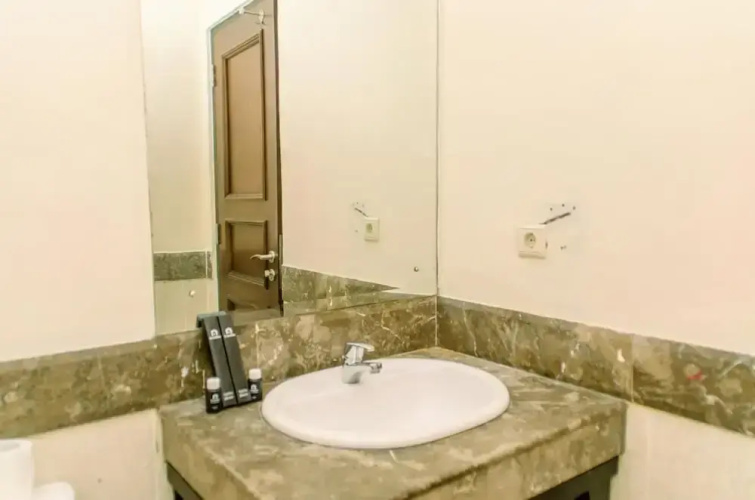 Cozy Living 1Br The Bellezza Apartment